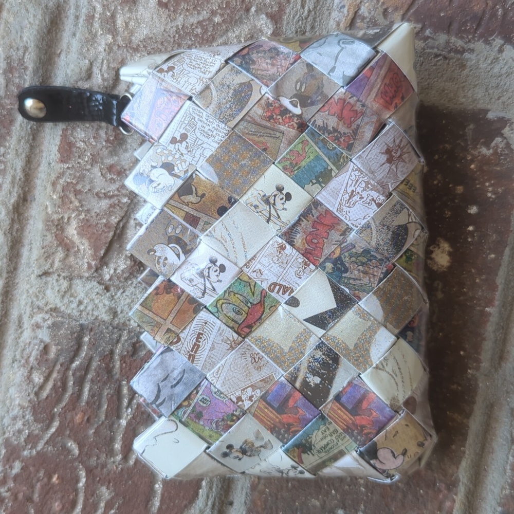 Nauhi Ollin Recycled Disney Woven Zippered Change Purse Grey Mickey Mouse